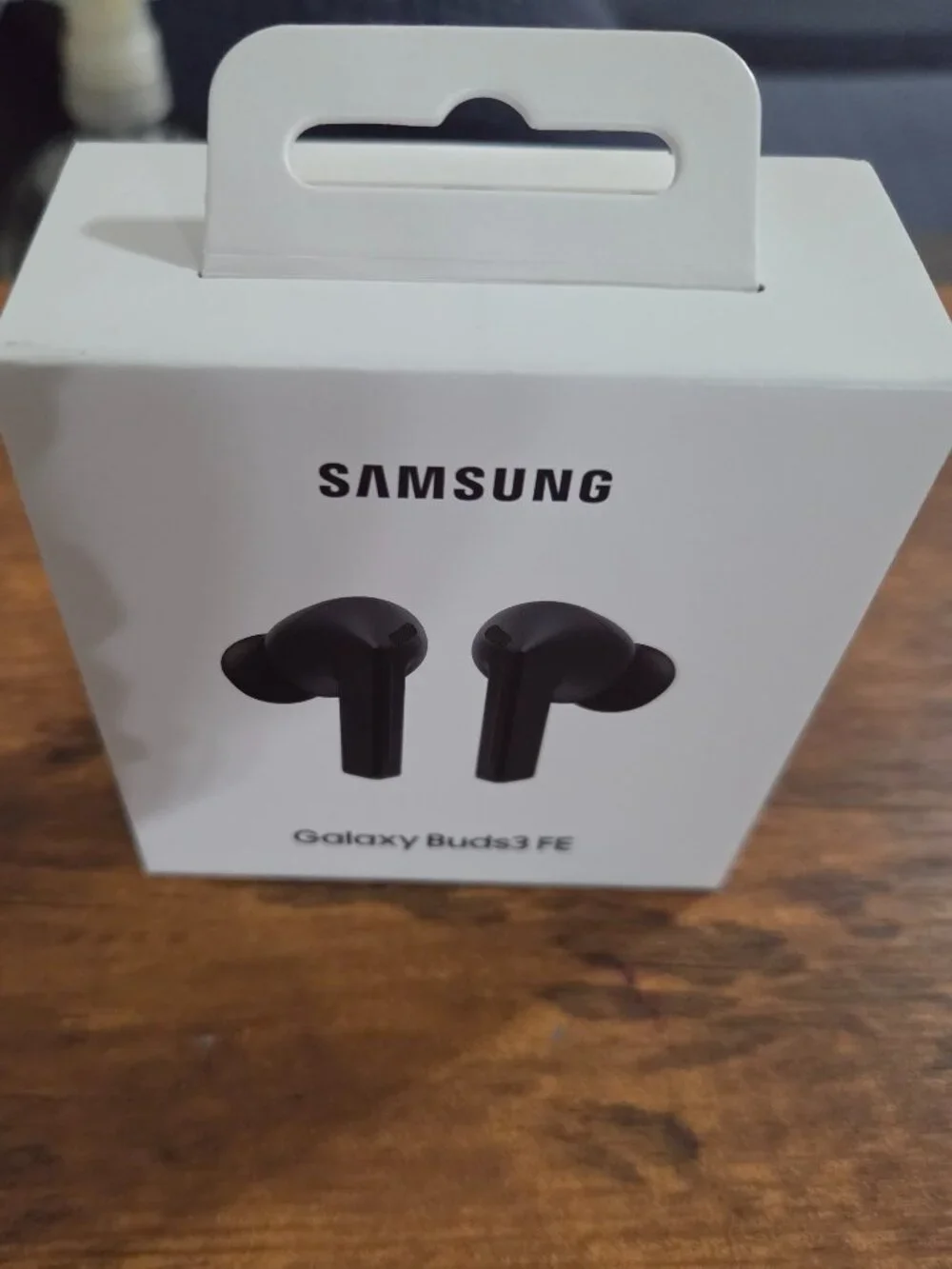 NWT! NEVER OPENED! SAMSUNG Galaxy Buds3 FE